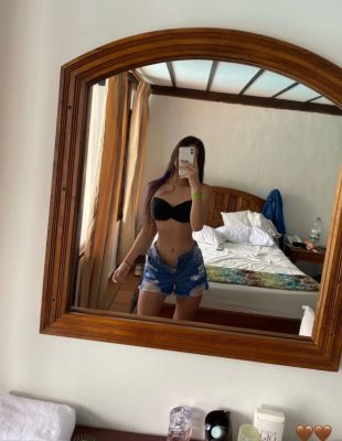 sensual culoncita aide