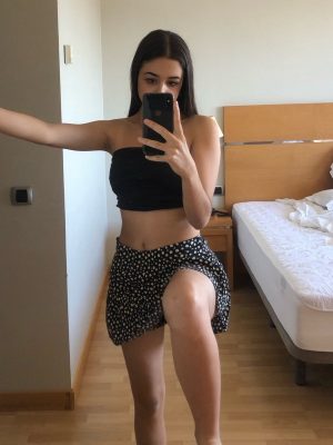 fernanda sexy pelinegra