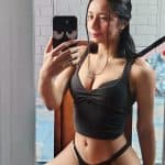 maggie en ropa interior