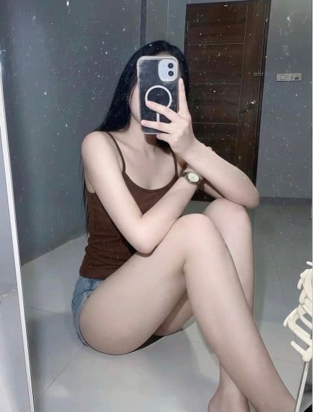 selfie de lorena mostrando pierna