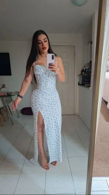 sensual brenda sacandose foto